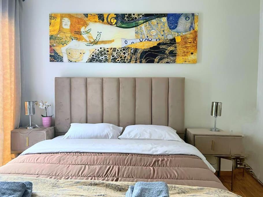 2Bdr Boutique Full Apt In Plaka Atenas Exterior foto