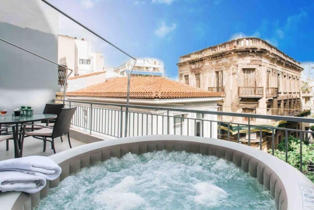 2Bdr Boutique Full Apt In Plaka Atenas Exterior foto