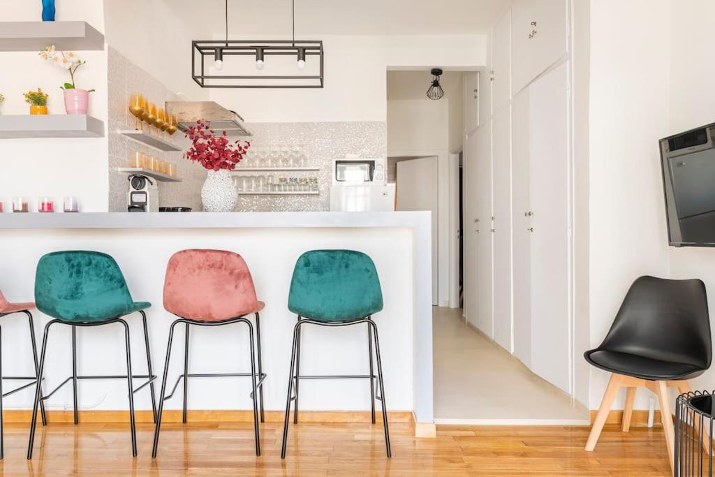 2Bdr Boutique Full Apt In Plaka Atenas Exterior foto